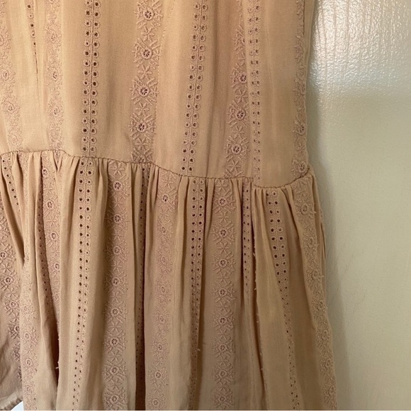 BCBGeneration Women's Drop Waist Eyelet Embroidered Tan Romper S - Picture 8 of 14